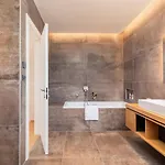 Old Olive Vi - Heated Pool - By Vivi Rent *